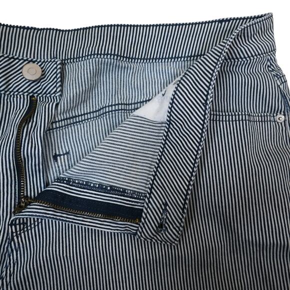 Venezia Womens 22 Plus Vertical Striped Jean Shorts - Picture 7 of 9